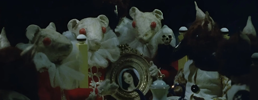 Кровавый чай и красная ниточка